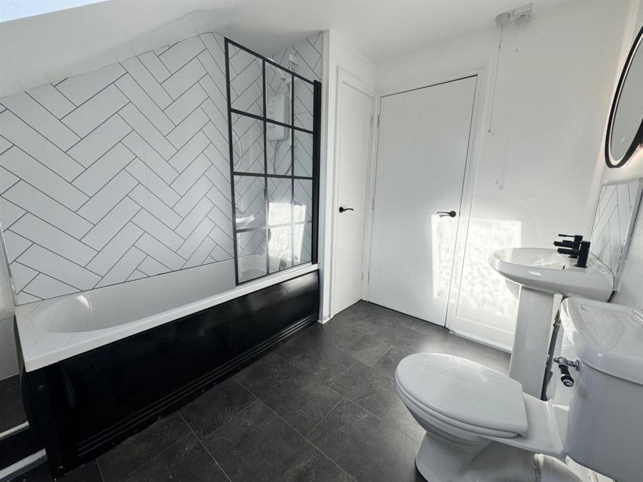 Flat 1, 49 High Street