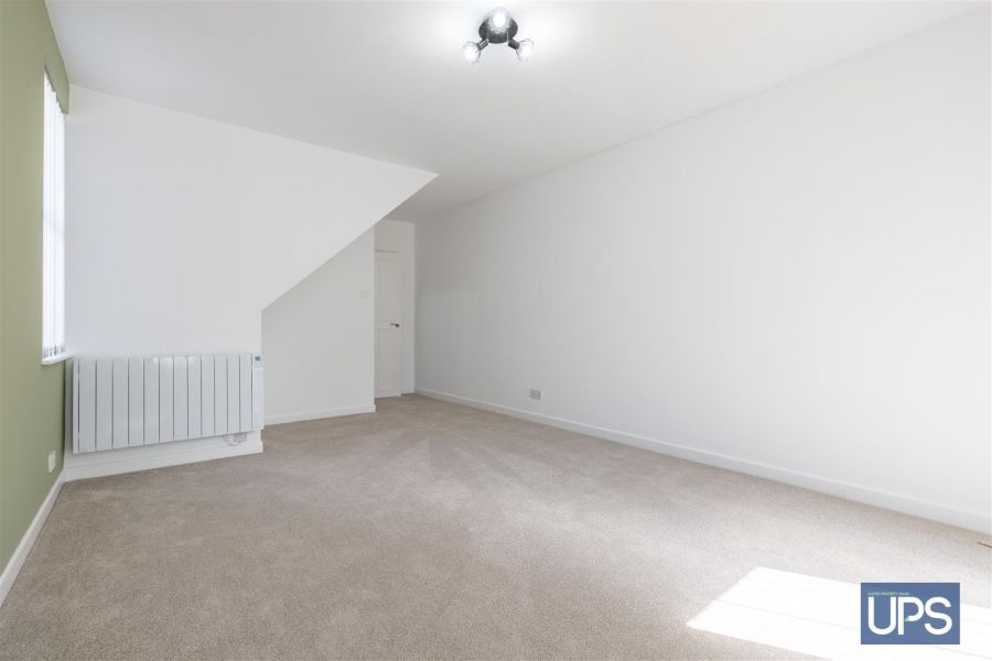 Flat 3 49 High Street