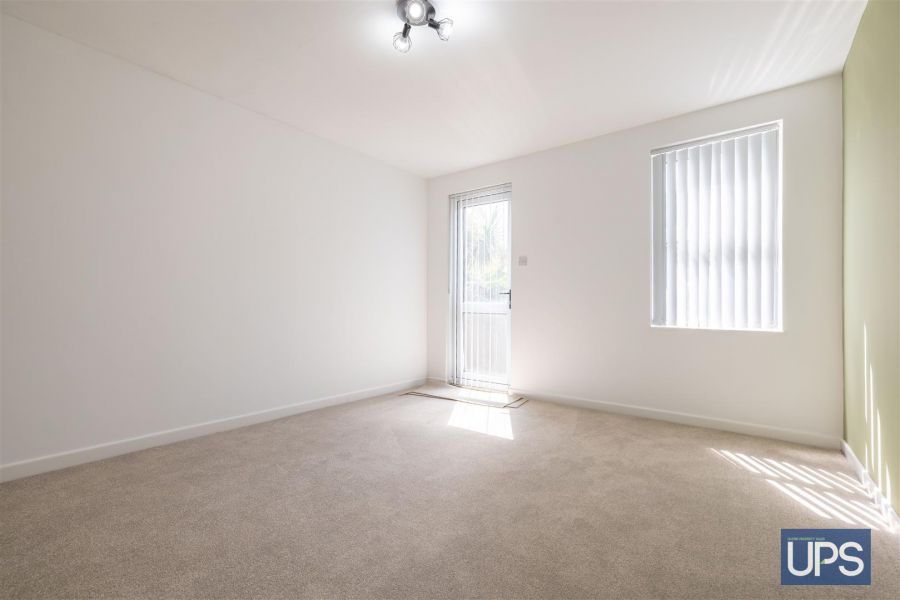 Flat 3 49 High Street