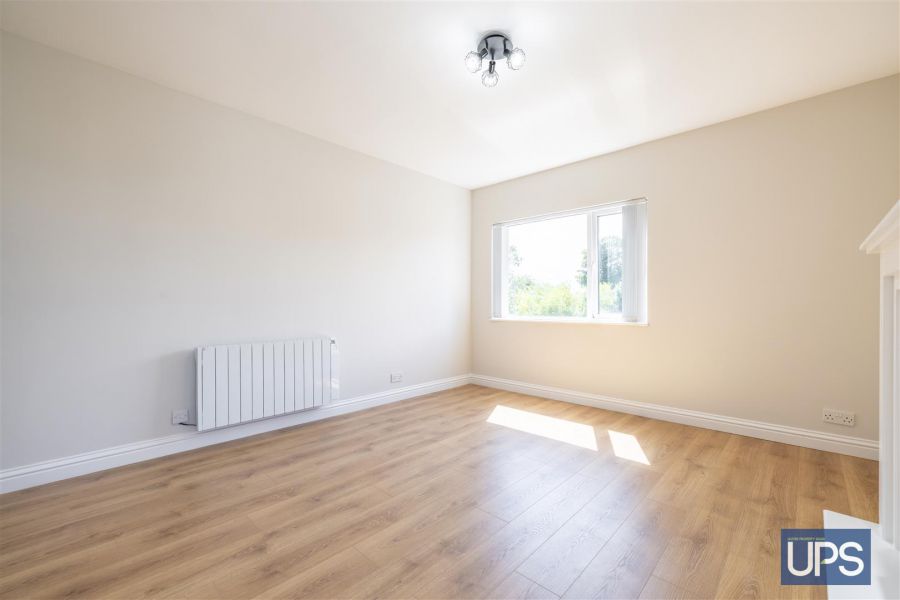 Flat 3 49 High Street