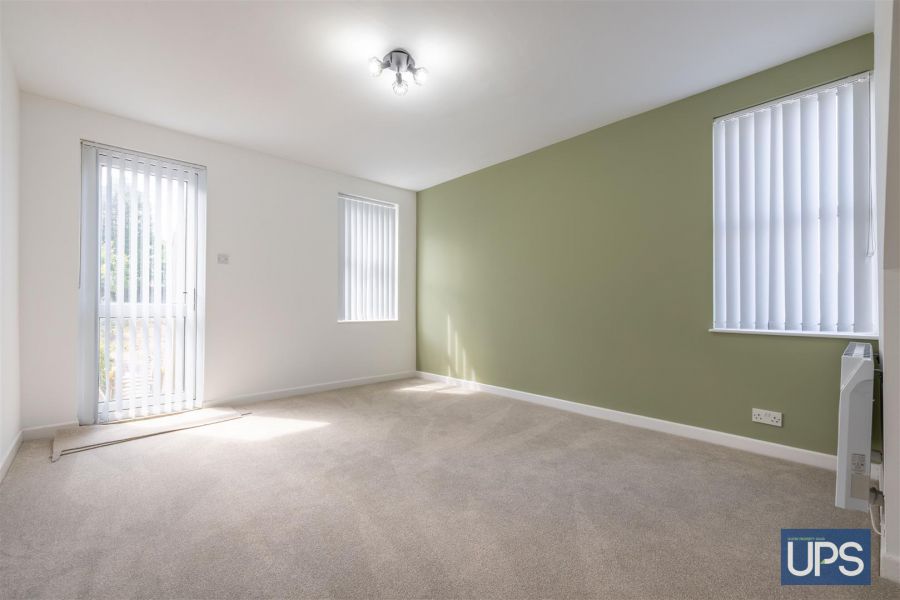 Flat 3 49 High Street