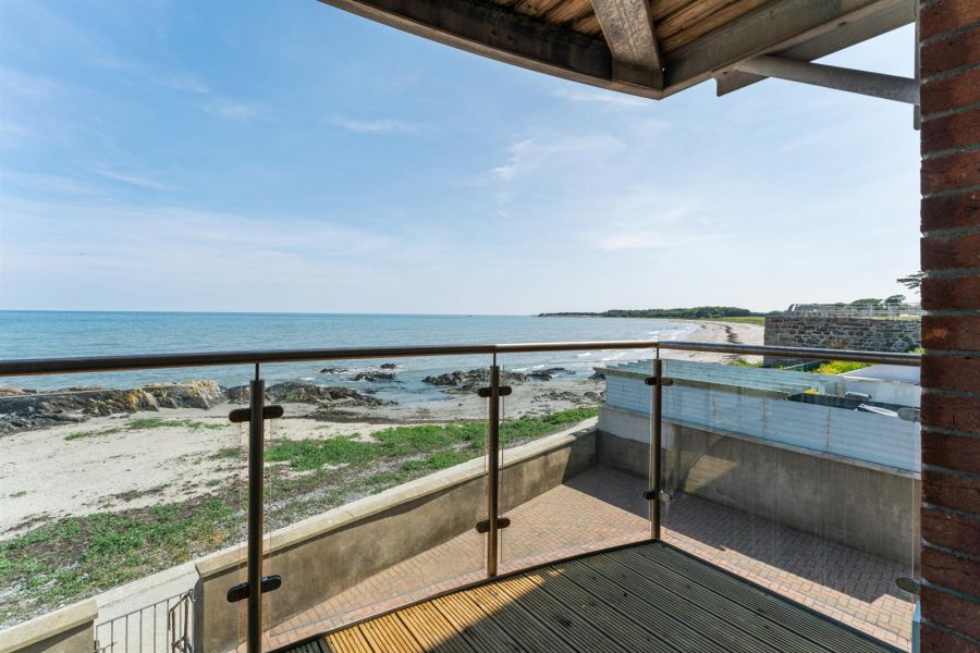 Flat 2 Rockdene, 6 Springvale Road
