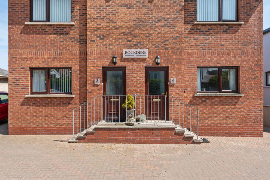 Flat 2 Rockdene, 6 Springvale Road