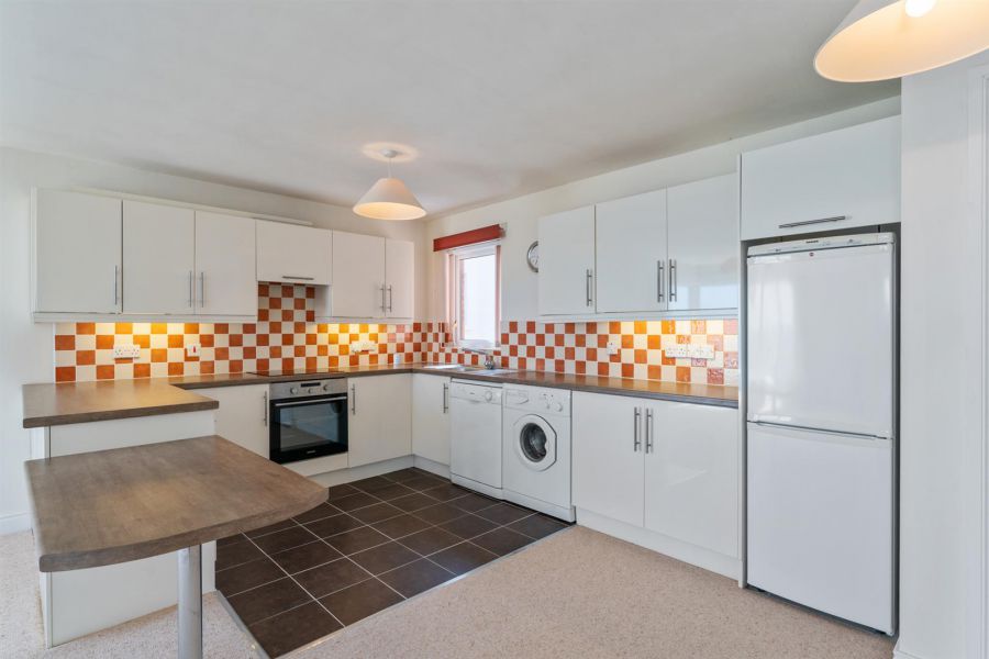Flat 2 Rockdene, 6 Springvale Road