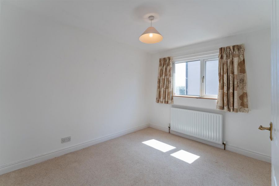 Flat 2 Rockdene, 6 Springvale Road