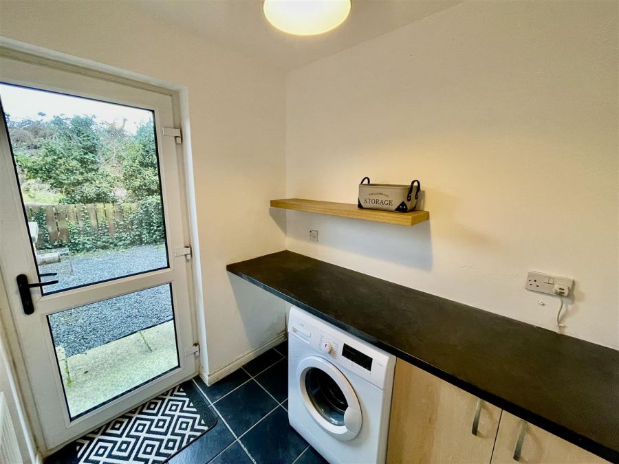 17 Demesne Crescent