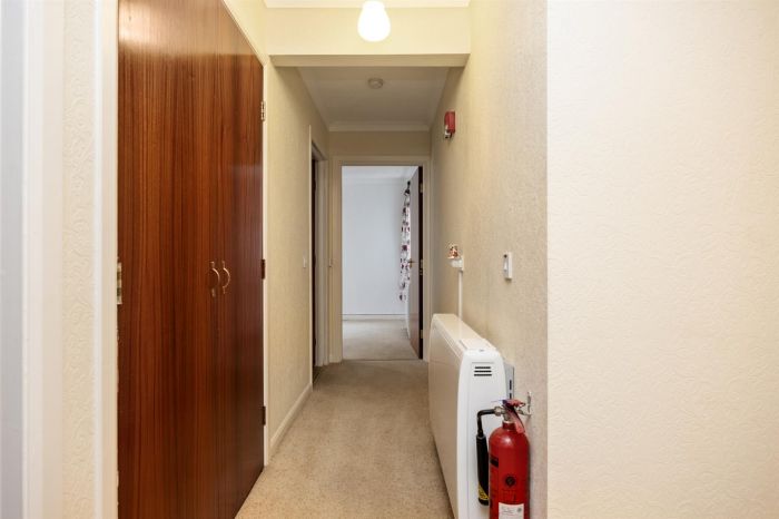 Apt 15 Mount Royal