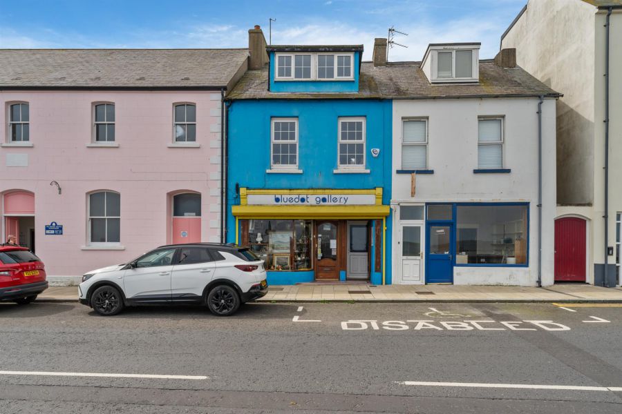 4 Parade,donaghadee, BT21 0AE