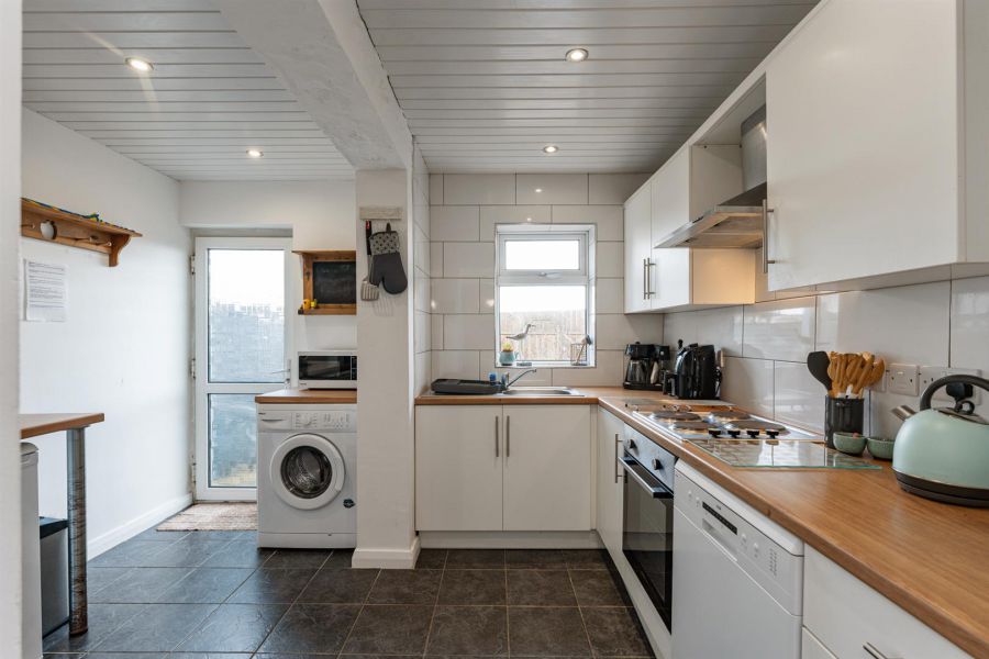 Sea Glass Cottage, 14 William Street