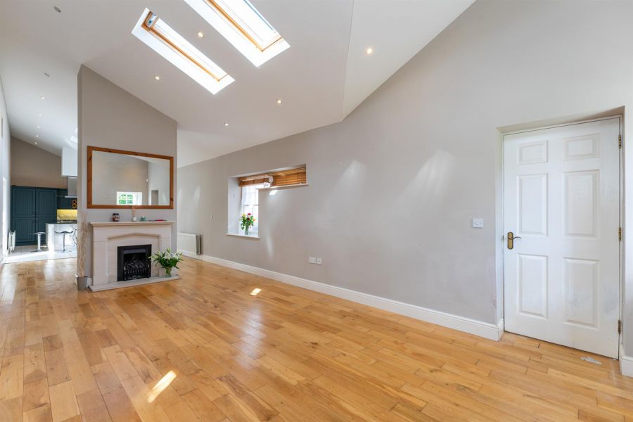 3 Manor Farm Court