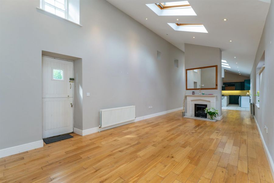 3 Manor Farm Court