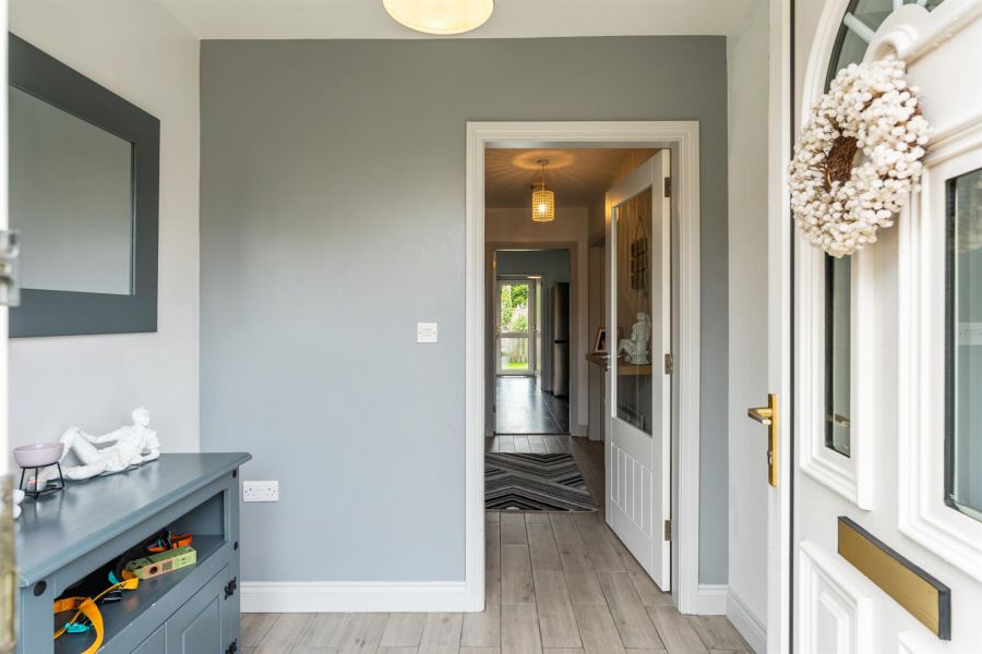 21 Demesne Crescent