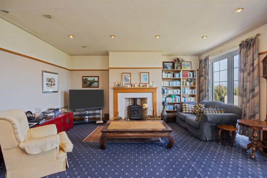 91 Warren Road