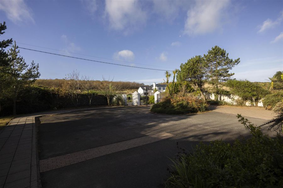 91 Warren Road 91 Warren Road