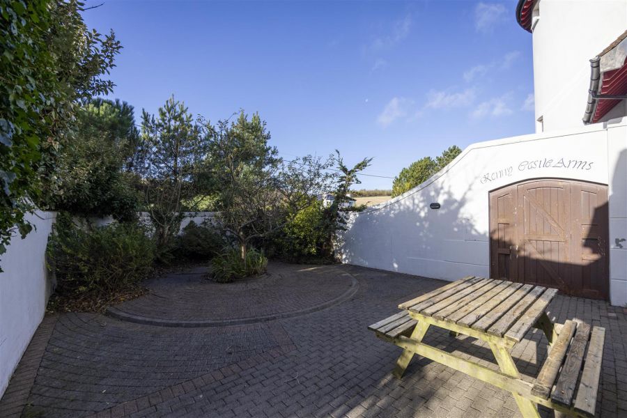 91 Warren Road