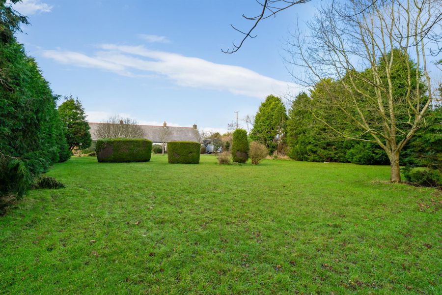 Hawthorn Lodge, 277 Killaughey Road
