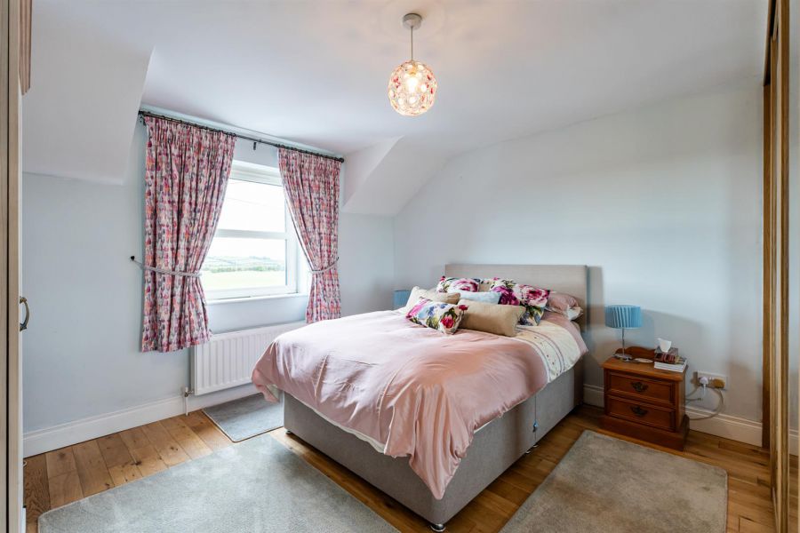 16 Manse Road 16 Manse Road