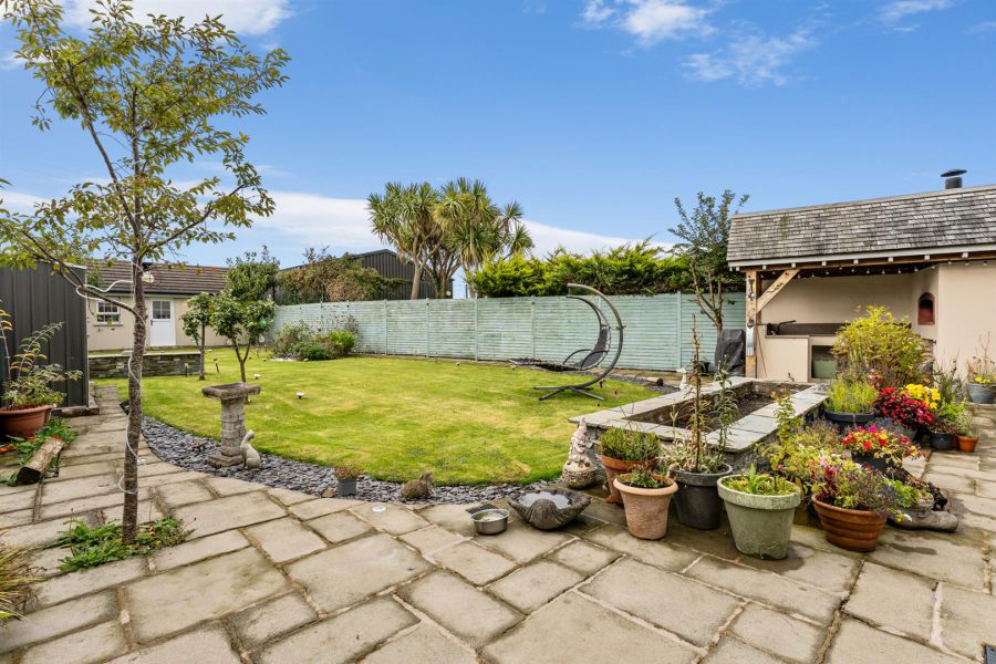 16 Manse Road 16 Manse Road
