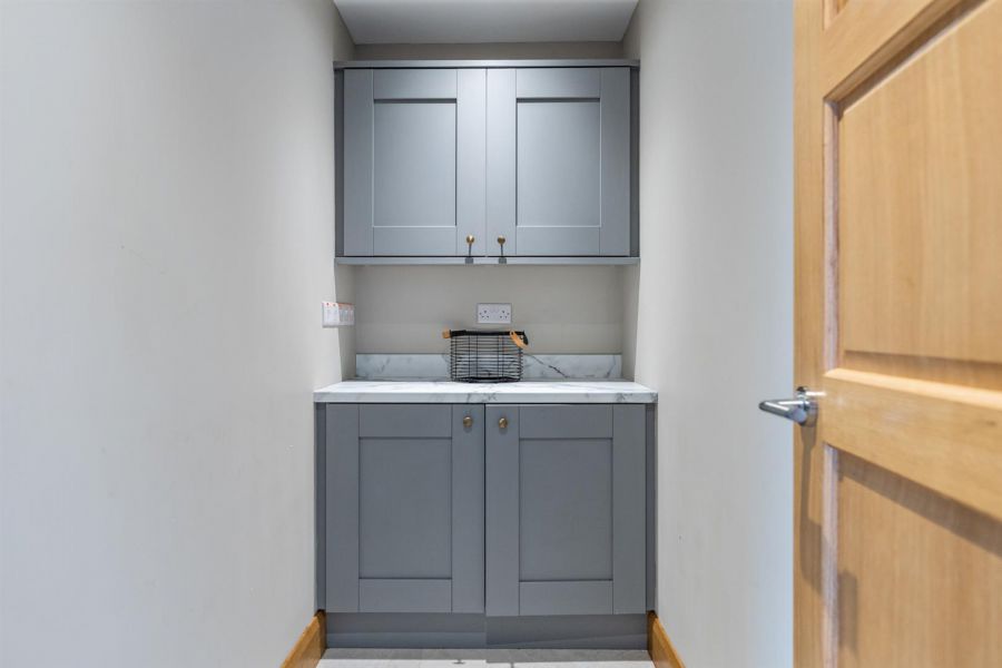 Seaview, 1 Ballywhiskin Road