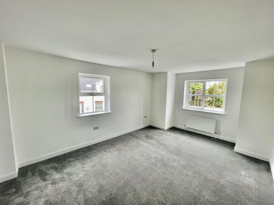 1A Seahaven Drive
