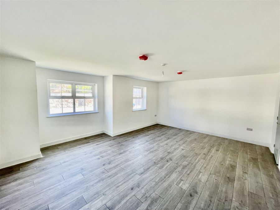 1a Seahaven Drive