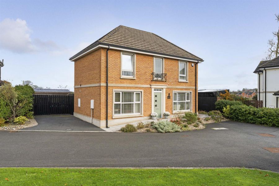 4 Rocklyn Lane