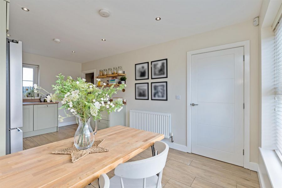 4 Rocklyn Lane
