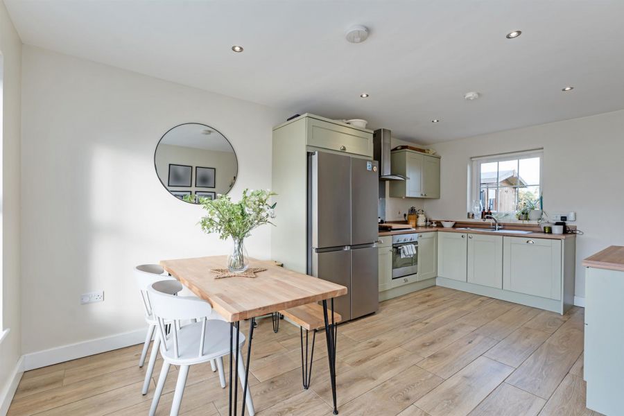 4 Rocklyn Lane