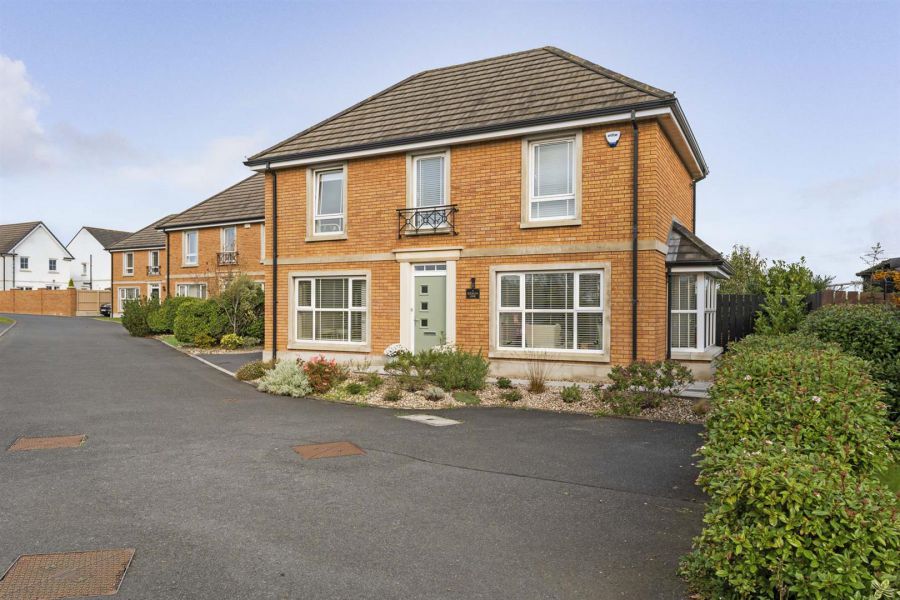 4 Rocklyn Lane