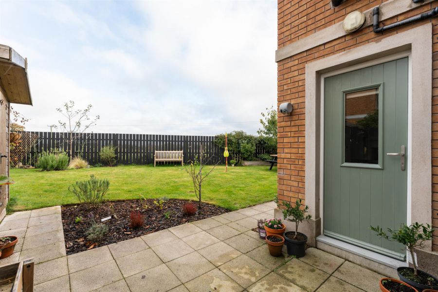 4 Rocklyn Lane