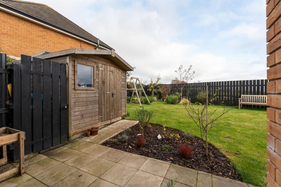 4 Rocklyn Lane