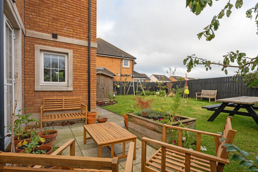4 Rocklyn Lane