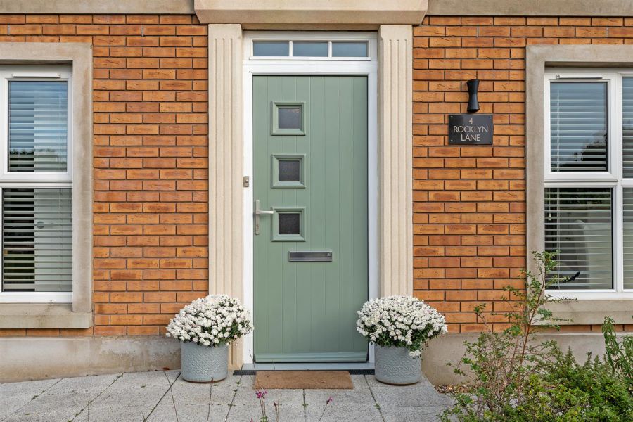 4 Rocklyn Lane