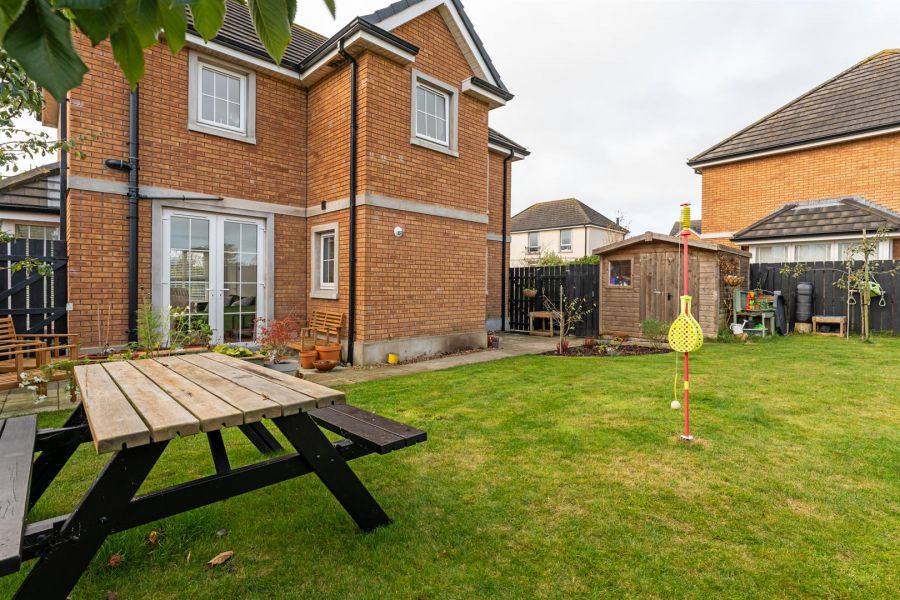4 Rocklyn Lane