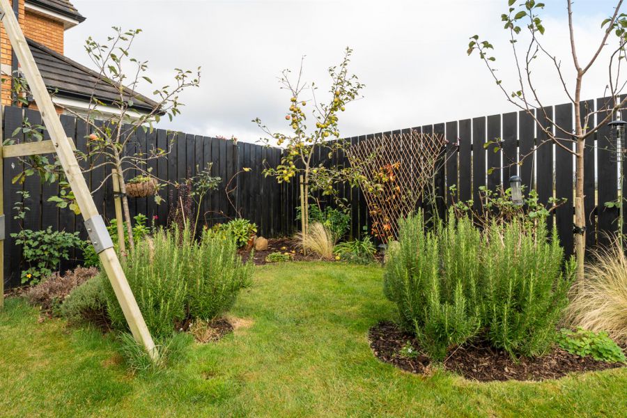 4 Rocklyn Lane