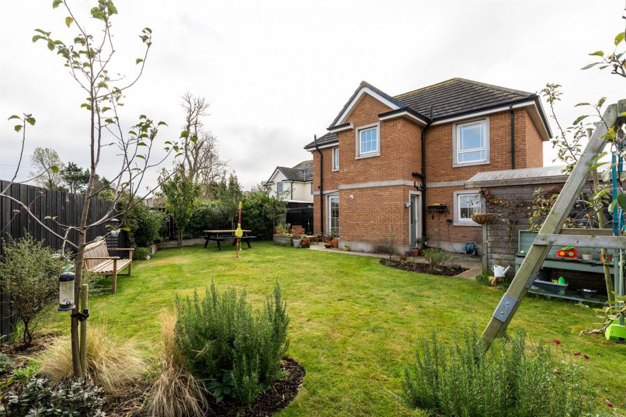 4 Rocklyn Lane