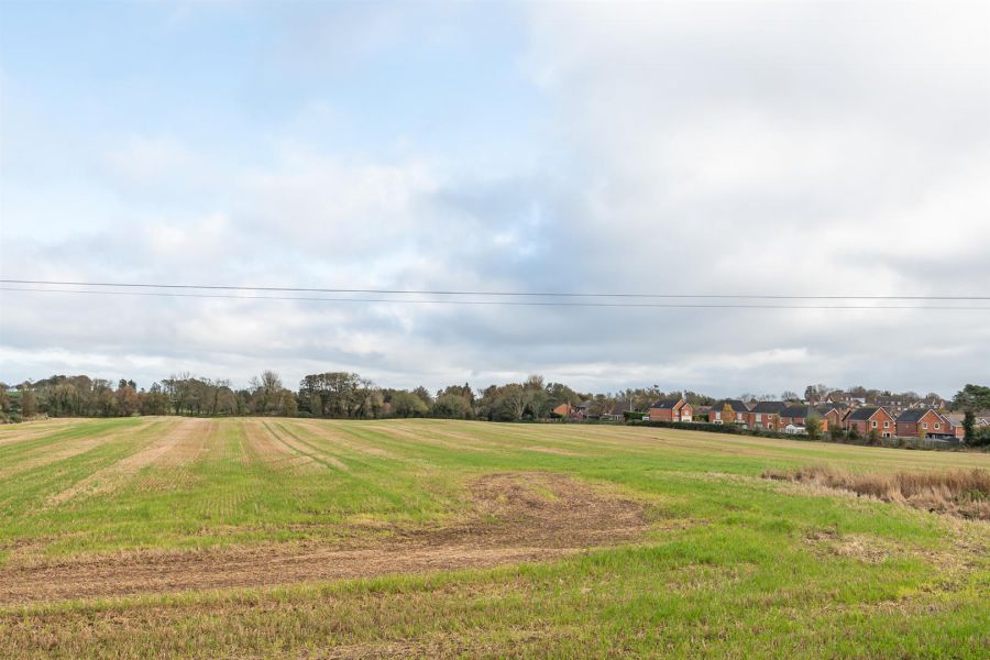 4 Rocklyn Lane