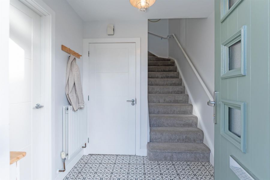 4 Rocklyn Lane
