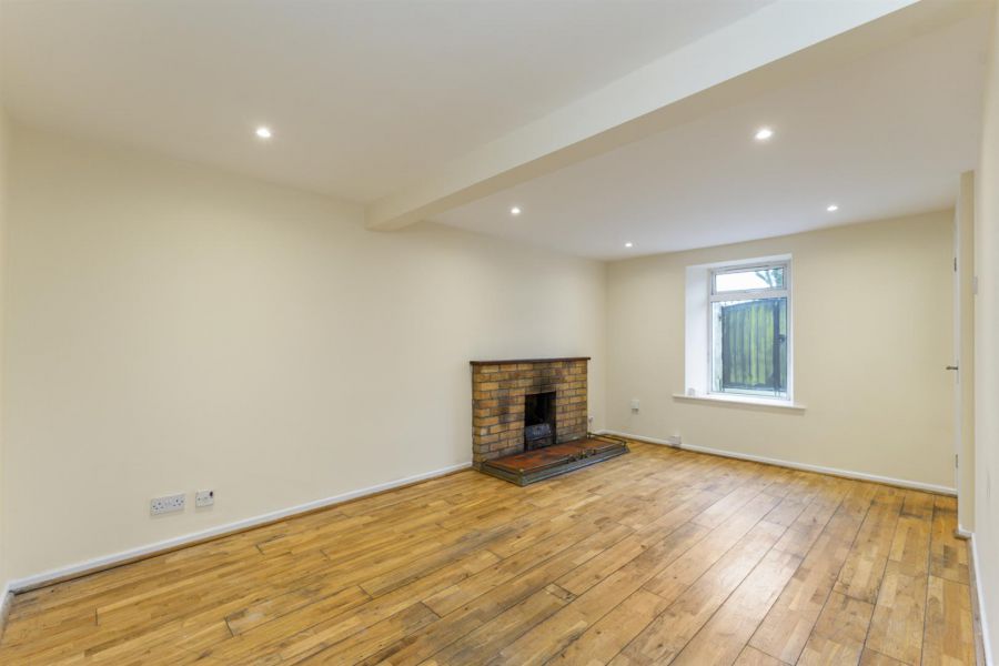 6 Seaview Avenue