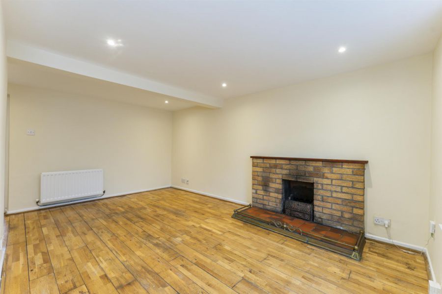 6 Seaview Avenue