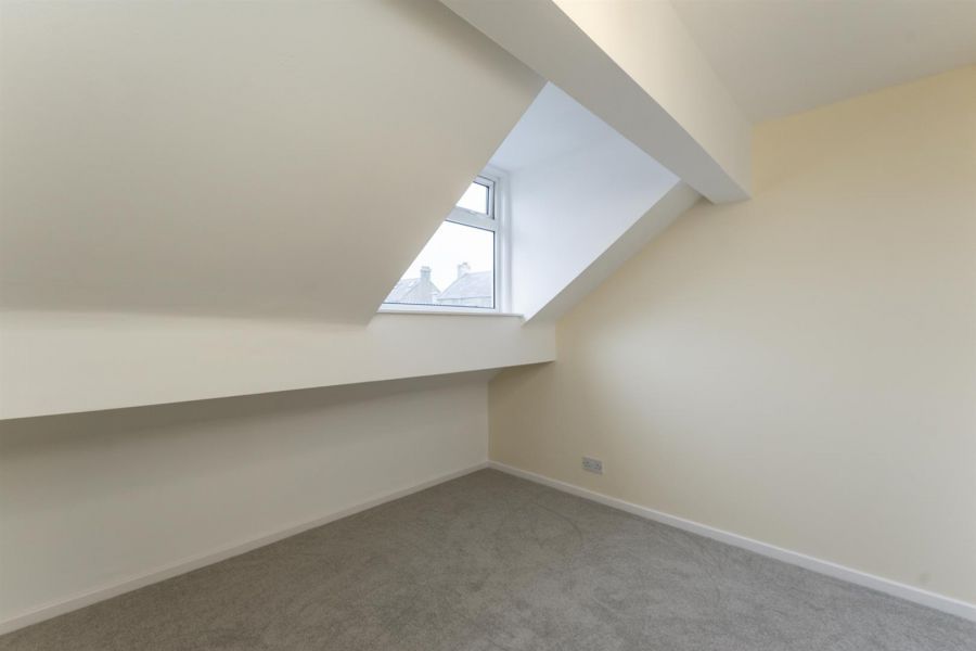 6 Seaview Avenue