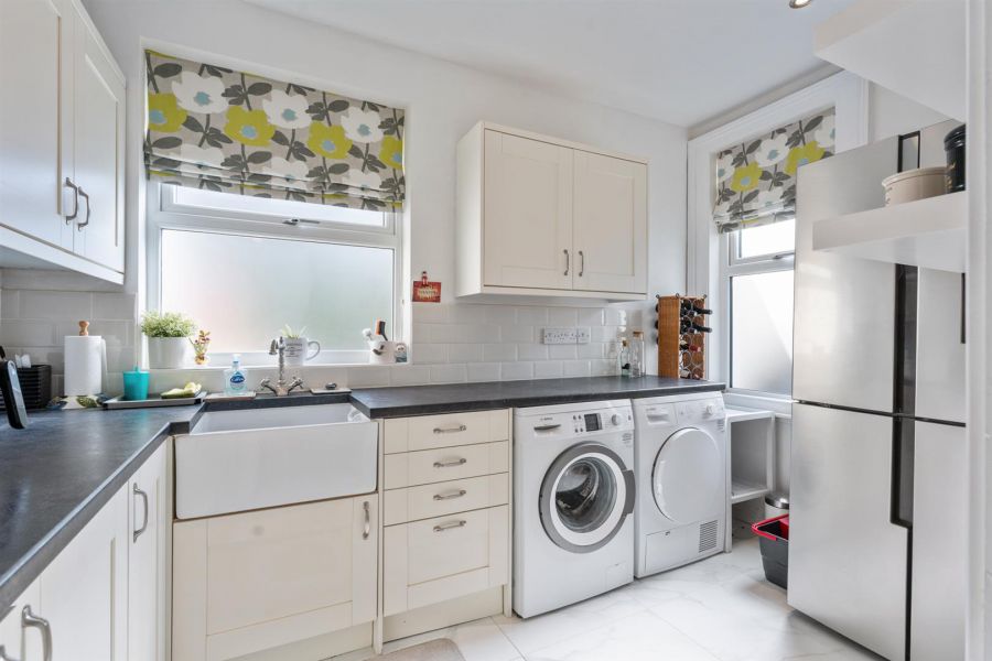 Bodifyr, 1 Park Avenue