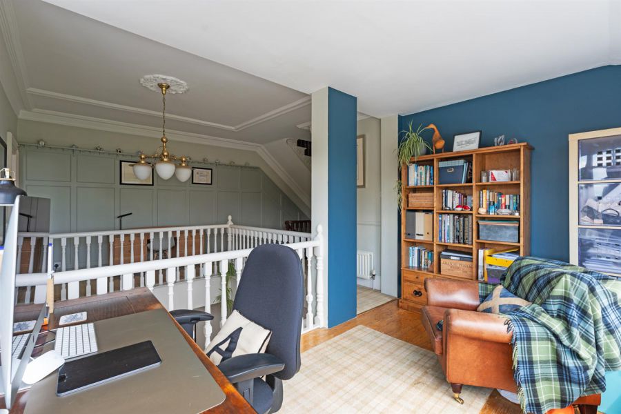 42 Warren Road 42 Warren Road