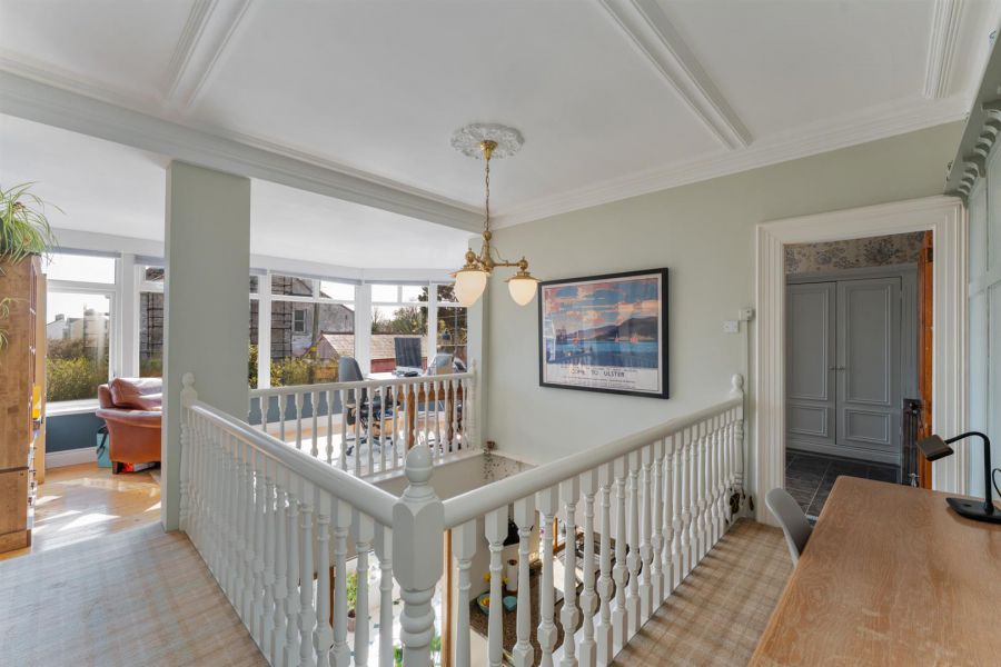 42 Warren Road