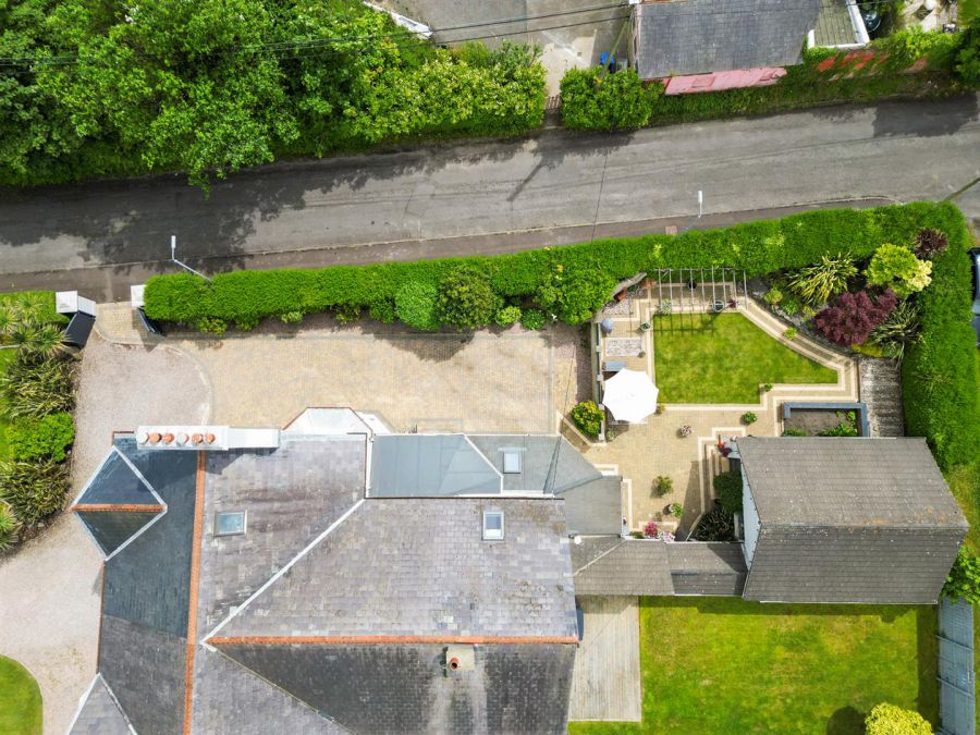 42 Warren Road