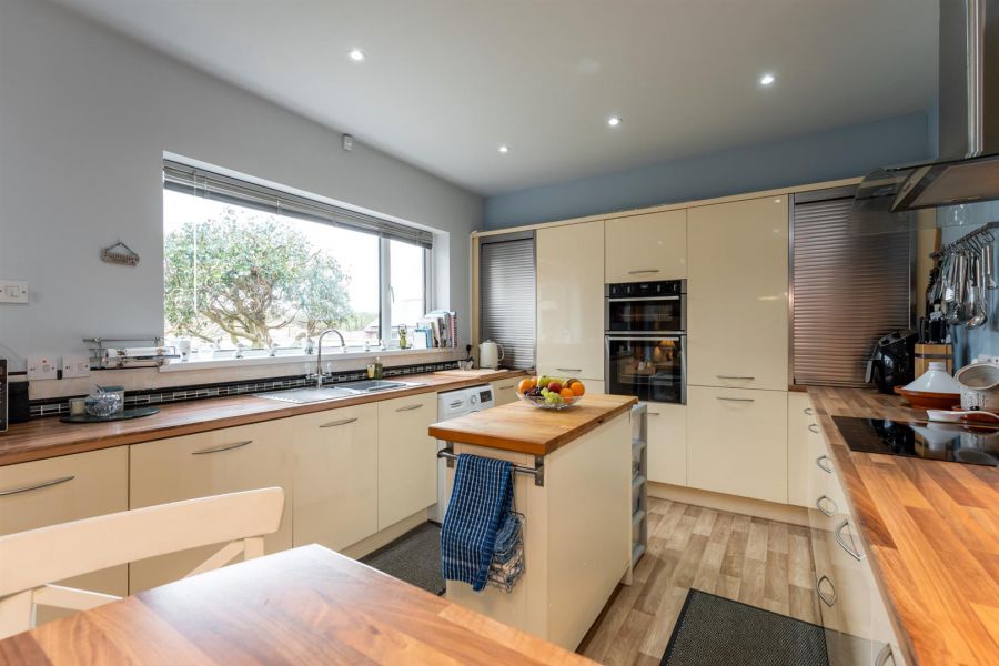 Heron House, 12 Green Road