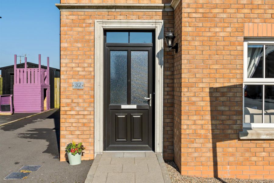 32 Towerview Lane