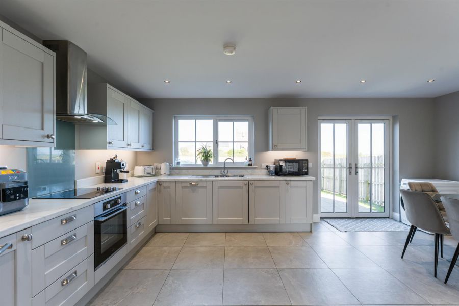 32 Towerview Lane