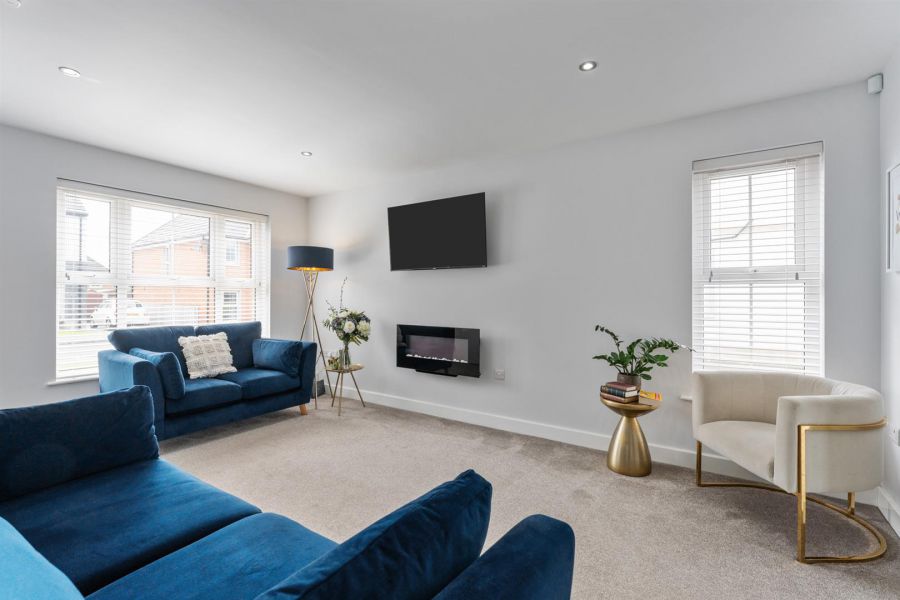 4 Rocklyn Crescent