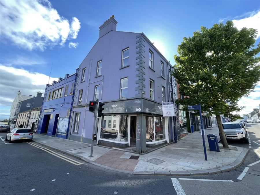 2 High Street,donaghadee, BT21 0AA